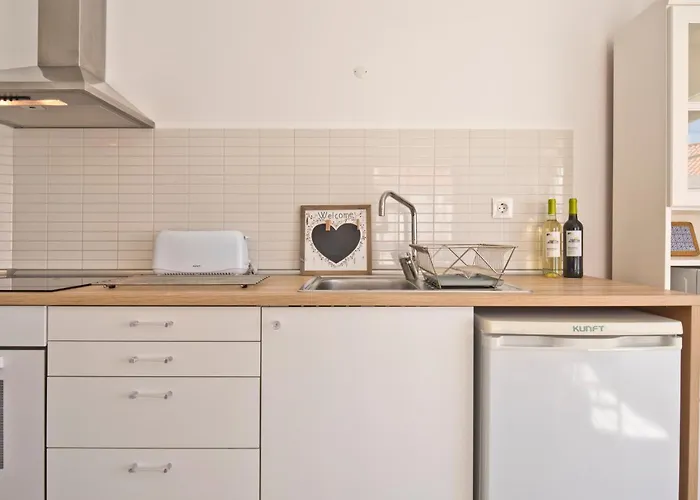 Bmyguest - Ericeira Terrace Apartment